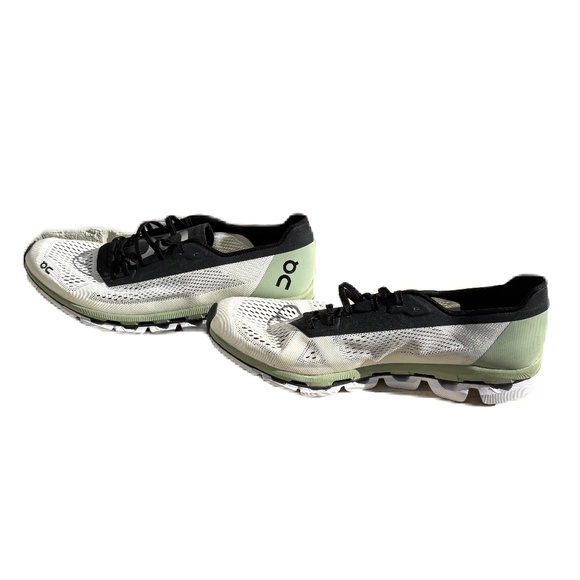 On Cloudboom Running shoes green black white 11.5 main image 10